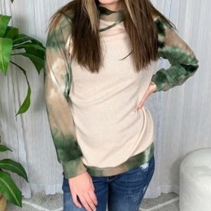 White Birch NWOT Double Hoodie Knit Top Med